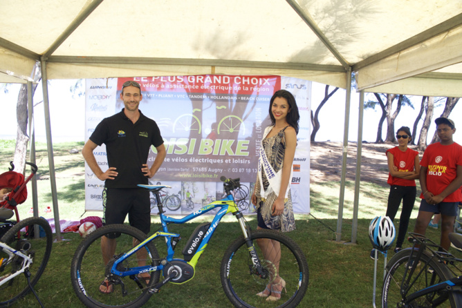 Marche contre la polio du Rotary-Club à Saint-Pierre<br>Miss Réunion soutient la cause Marche contre la polio du Rotary-Club à Saint-Pierre<br>Miss Réunion soutient la cause