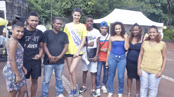 La photo-souvenir avec Miss Réunion, incontournable! La photo-souvenir avec Miss Réunion, incontournable!