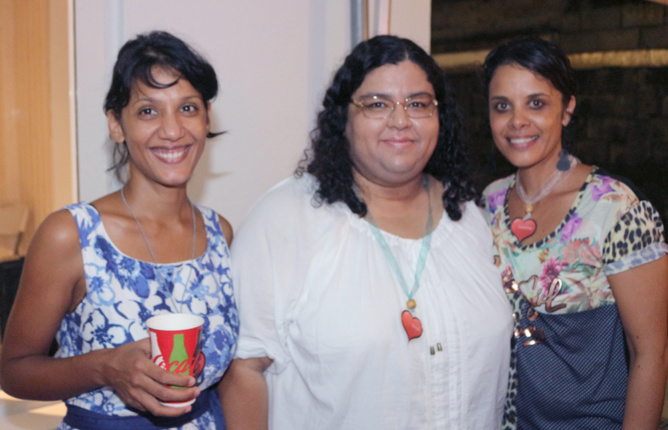Valérie Clain, psychologue, Sarah Akhoun, secrétaire, et Sandrine Douanier éducatrice spécialisée Valérie Clain, psychologue, Sarah Akhoun, secrétaire, et Sandrine Douanier éducatrice spécialisée