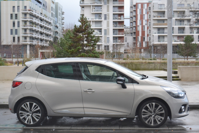 Renault Clio Initiale<br> Embourgeoisée