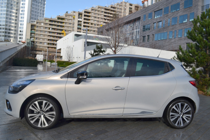 Polyvalente, elle est à l'aise en ville et hors ville Polyvalente, elle est à l'aise en ville et hors ville