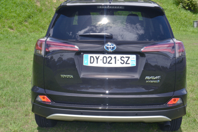 Toyota RAV4 Hybride<Br> Restylage et moteur écolo Toyota RAV4 Hybride<Br> Restylage et moteur écolo