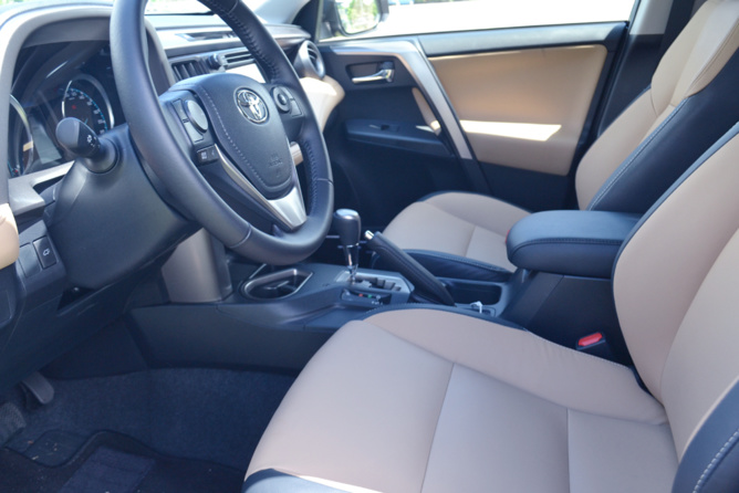 Toyota RAV4 Hybride<Br> Restylage et moteur écolo Toyota RAV4 Hybride<Br> Restylage et moteur écolo