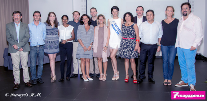 Yann et Alexandra Lefebvre (à droite) avec les directeurs des hôtels Exsel et d'Azuima Issa Yann et Alexandra Lefebvre (à droite) avec les directeurs des hôtels Exsel et d'Azuima Issa