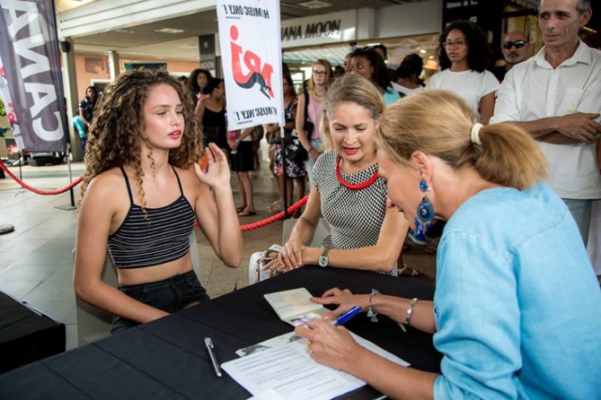 Casting Elite Model Look 2016 à Sainte-Clotilde Casting Elite Model Look 2016 à Sainte-Clotilde