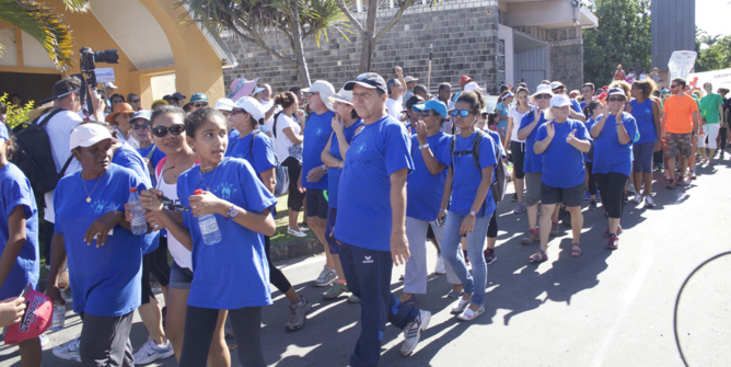 Relais pour la vie<br>Tous unis contre le cancer Relais pour la vie<br>Tous unis contre le cancer