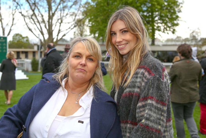 Les Dimanches au Galop<br>Les people sont venus à Saint-Cloud et à Auteuil!