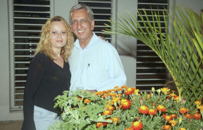 Jeanne Poudroux, de l'antenne Sud de la Région, et Aziz Patel Jeanne Poudroux, de l'antenne Sud de la Région, et Aziz Patel