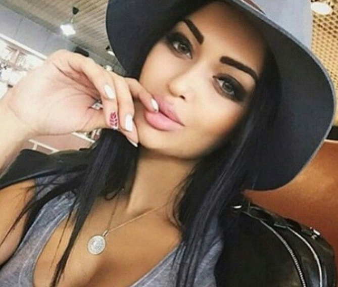 Sexy women Sexy women