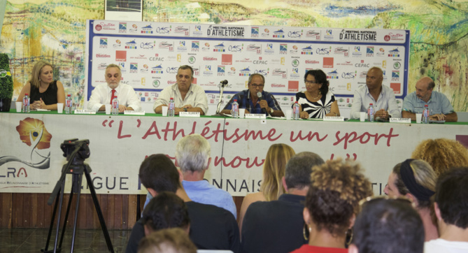 Ce samedi 25 avril à Champ Fleuri<br>Rendez-vous au Meeting d'Athlétisme Ce samedi 25 avril à Champ Fleuri<br>Rendez-vous au Meeting d'Athlétisme