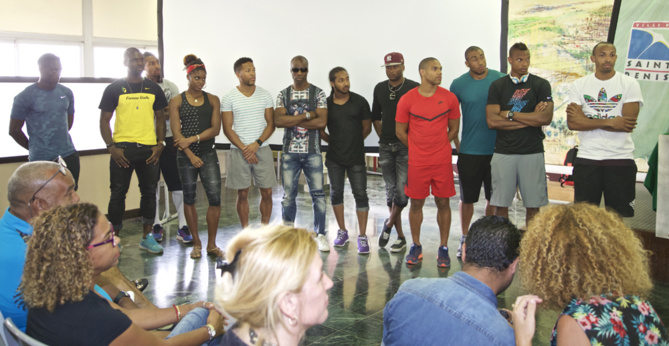 Ce samedi 25 avril à Champ Fleuri<br>Rendez-vous au Meeting d'Athlétisme Ce samedi 25 avril à Champ Fleuri<br>Rendez-vous au Meeting d'Athlétisme