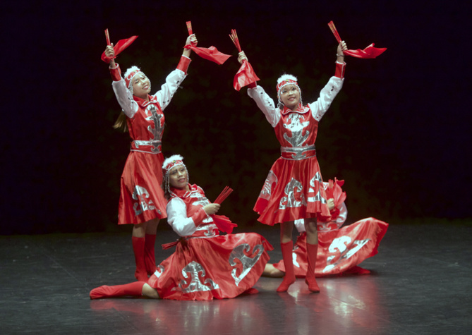 Concours Régional de Danse à Saint-Benoît Concours Régional de Danse à Saint-Benoît