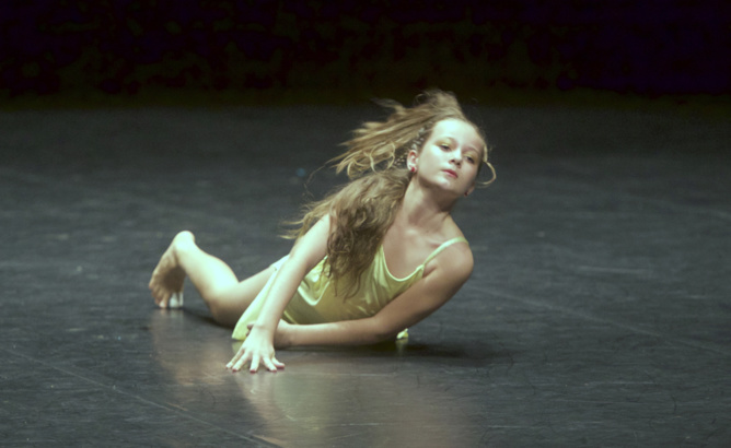 Concours Régional de Danse à Saint-Benoît Concours Régional de Danse à Saint-Benoît