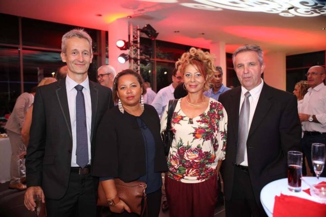 Michel Amalric (à droite), avec à ses côtés Dolly et des amis Michel Amalric (à droite), avec à ses côtés Dolly et des amis