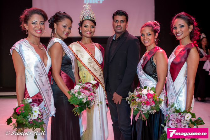 Avec le président du jury, responsable du club Prince Saint-Denis Avec le président du jury, responsable du club Prince Saint-Denis