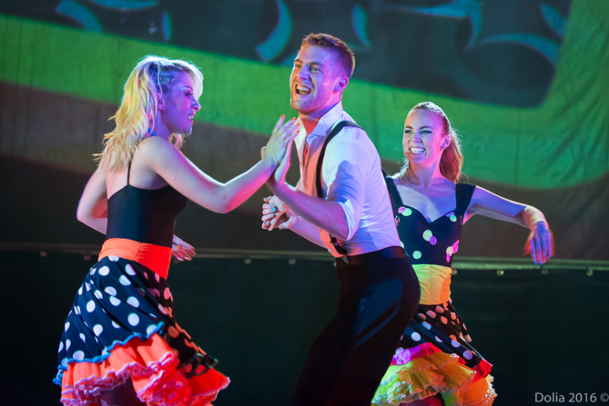 Vita Danse 2016<br>Les stars ont brillé de mille feux! Vita Danse 2016<br>Les stars ont brillé de mille feux!