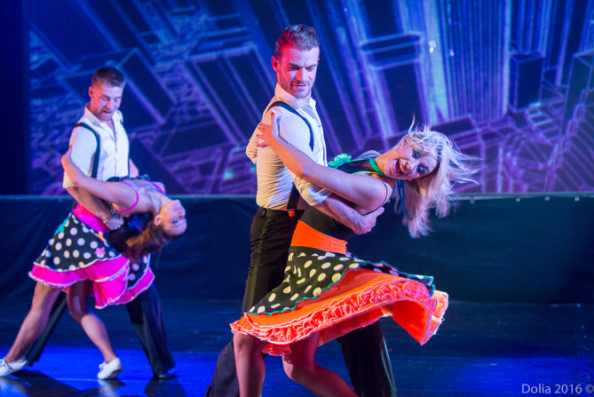 Vita Danse 2016<br>Les stars ont brillé de mille feux! Vita Danse 2016<br>Les stars ont brillé de mille feux!