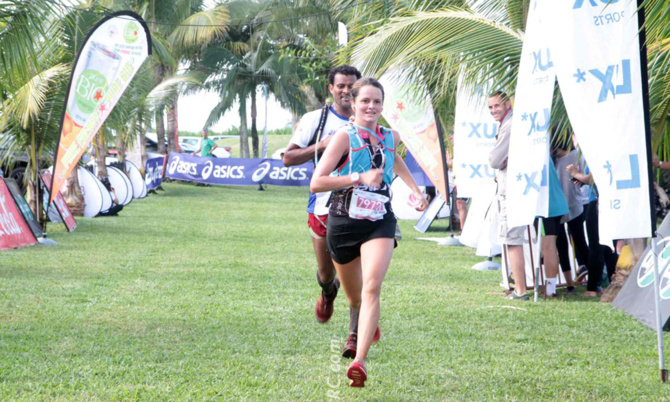 Triathlète émérite, Candice Falbaire remporte l'épreuve des 14 km