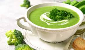 Arthrose : cette soupe verte pourrait soulager les articulations