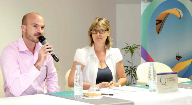 Willy Ethève, directeur de l'IRT, et Sophie Durville du Pôle Ingénierie de l'IRT Willy Ethève, directeur de l'IRT, et Sophie Durville du Pôle Ingénierie de l'IRT
