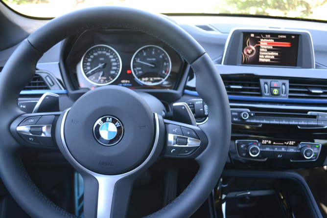 Une planche de bord plus épurée... Une planche de bord plus épurée...