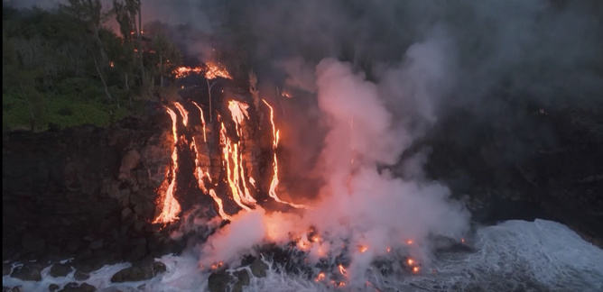 À La Réunion, une nouvelle plage est en train de naître sous nos yeux À La Réunion, une nouvelle plage est en train de naître sous nos yeux