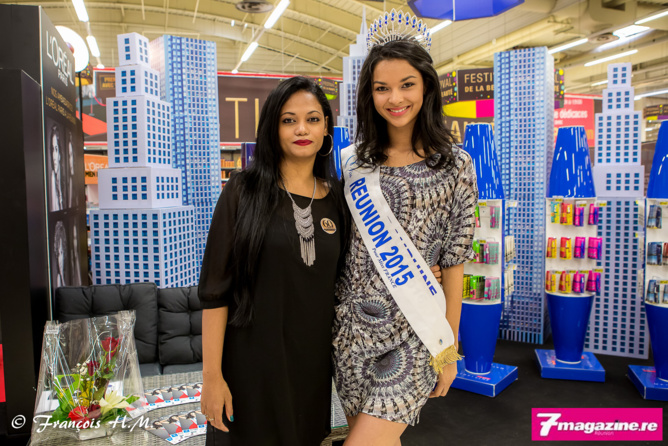 Séance de dédicaces<br>Azuima Issa "parce qu'elle le vaut bien"! Séance de dédicaces<br>Azuima Issa "parce qu'elle le vaut bien"!