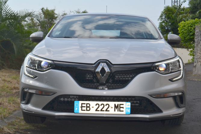 Une face avant plus agressive... Une face avant plus agressive...