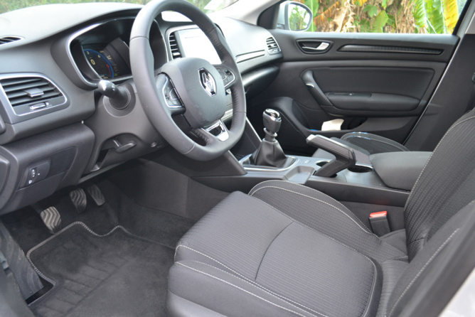 Intérieur avec une finition en hausse Intérieur avec une finition en hausse