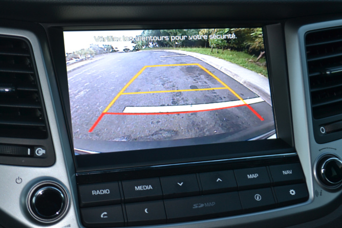 Caméra de recul à partir de la version Grand Large Caméra de recul à partir de la version Grand Large