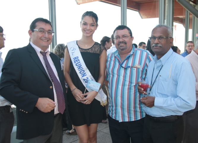 Le magnifique sourire de Miss Réunion! Le magnifique sourire de Miss Réunion!