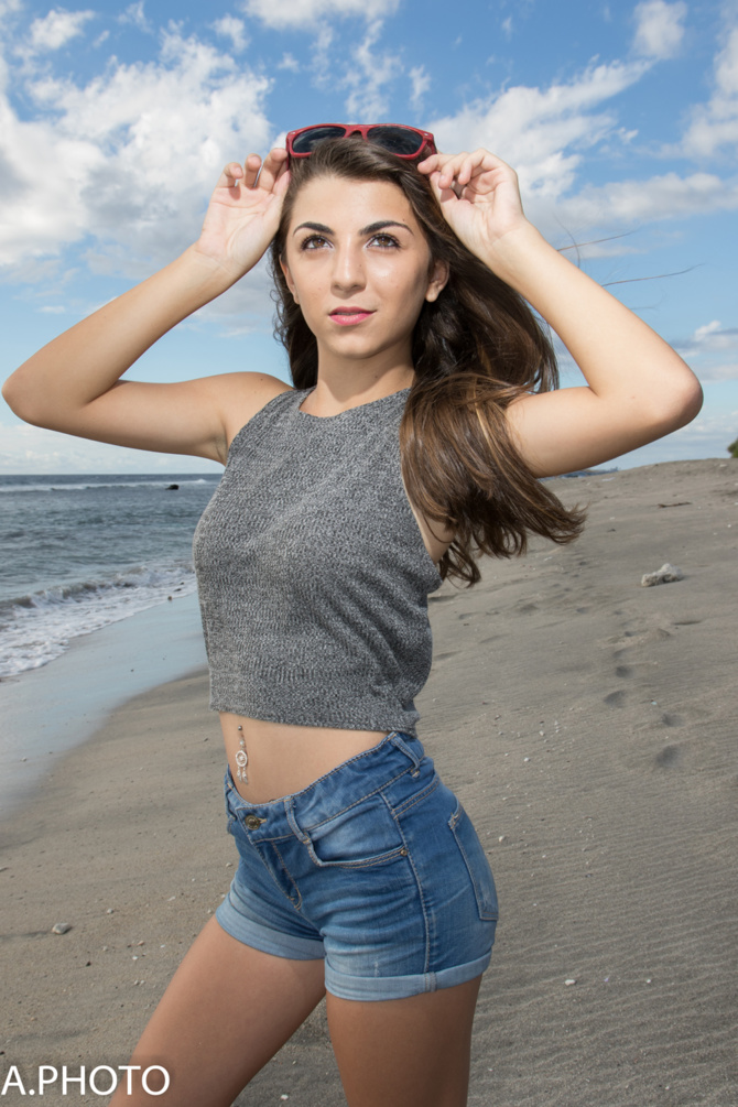 Elle sait prendre la pose... Elle sait prendre la pose...