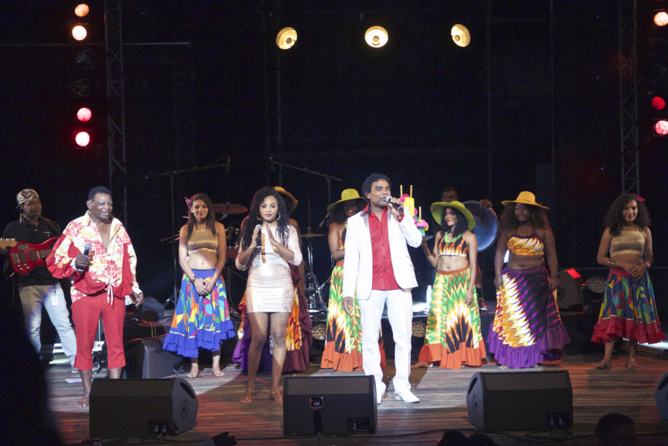 Jean-Claude Gaspard au Téat de Saint-Gilles<br>Succès fou! Jean-Claude Gaspard au Téat de Saint-Gilles<br>Succès fou!