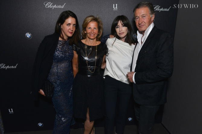 Albane Cléret et Eric Pfrunder avec des amies Albane Cléret et Eric Pfrunder avec des amies