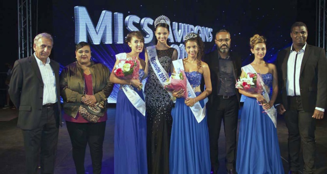 Avec les membres du jury Avec les membres du jury