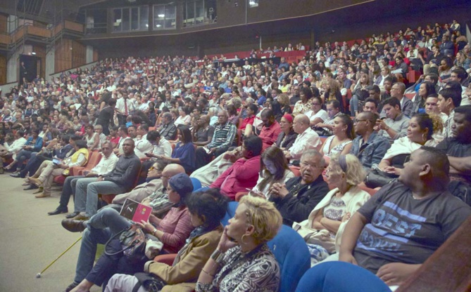Marie-Alice Sinaman fait le show!