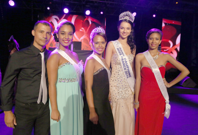 Les lauréates avec Azuima Issa et Freddy Jessu, adjoint au maire Les lauréates avec Azuima Issa et Freddy Jessu, adjoint au maire