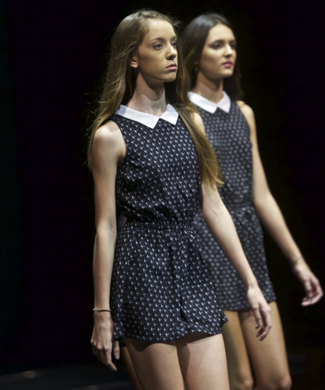 En petite combinaison Jennyfer En petite combinaison Jennyfer