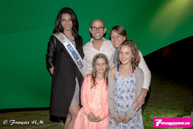 Azuima Isa avec Thibaud Serre et sa petite famille Azuima Isa avec Thibaud Serre et sa petite famille