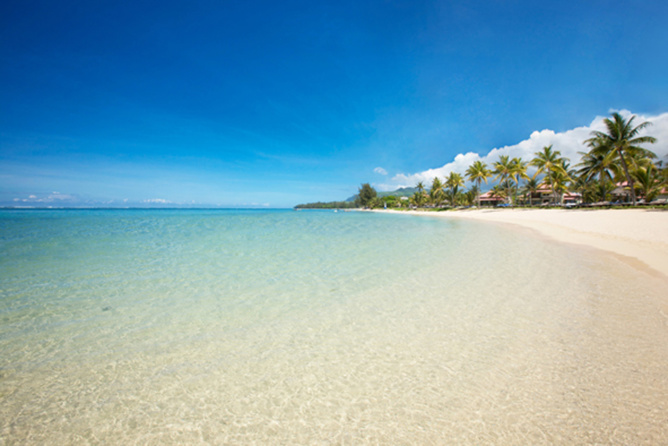 Un lagon et une plage de toute beauté... Un lagon et une plage de toute beauté...