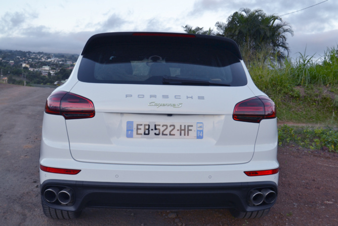 Un arrière revu et corrigé Un arrière revu et corrigé