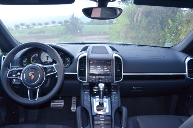 Une planche de bord très agréable Une planche de bord très agréable