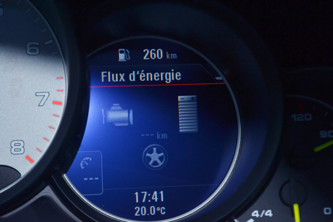 Porsche Cayenne S E-Hybrid<br>Une bonne alternative Porsche Cayenne S E-Hybrid<br>Une bonne alternative