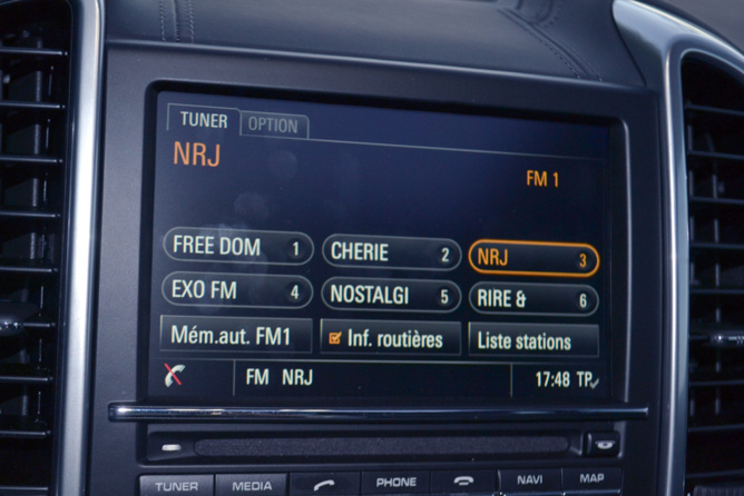 Porsche Cayenne S E-Hybrid<br>Une bonne alternative Porsche Cayenne S E-Hybrid<br>Une bonne alternative