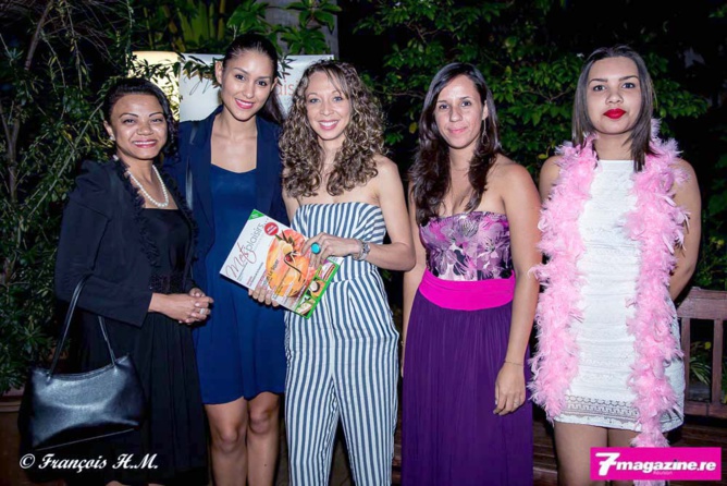 Harry et Elodie, Aurélie Florian, Jennifer Nativel, et Audrey, hôtesse Harry et Elodie, Aurélie Florian, Jennifer Nativel, et Audrey, hôtesse