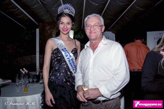 Miss Réunion et Jean-Yves Chaudey du Quotidien