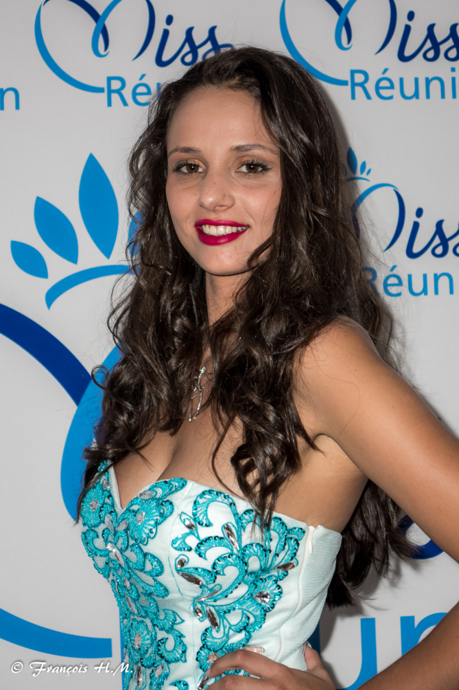 7. Lauricia Rivière 21 ans, 1,72 m Saint-Joseph Passe en 2ème année de Mathématiques 7. Lauricia Rivière 21 ans, 1,72 m Saint-Joseph Passe en 2ème année de Mathématiques