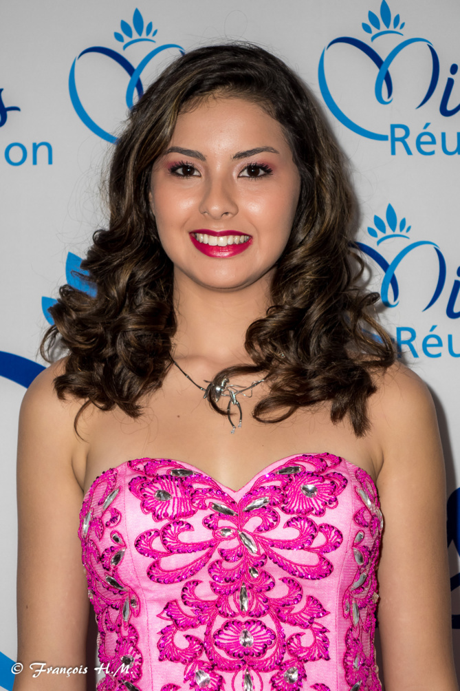 10. Ambre Nguyen 19 ans, 1,77 m Saint-Denis Va être en licence Sciences de la vie 10. Ambre Nguyen 19 ans, 1,77 m Saint-Denis Va être en licence Sciences de la vie