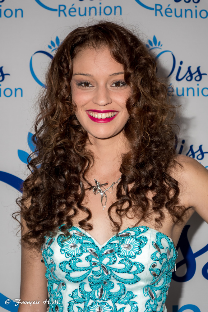 11. Jessie Robert 19 ans, 1,79 m Saint-Joseph Va être en licence pro banque-assurances-finances 11. Jessie Robert 19 ans, 1,79 m Saint-Joseph Va être en licence pro banque-assurances-finances