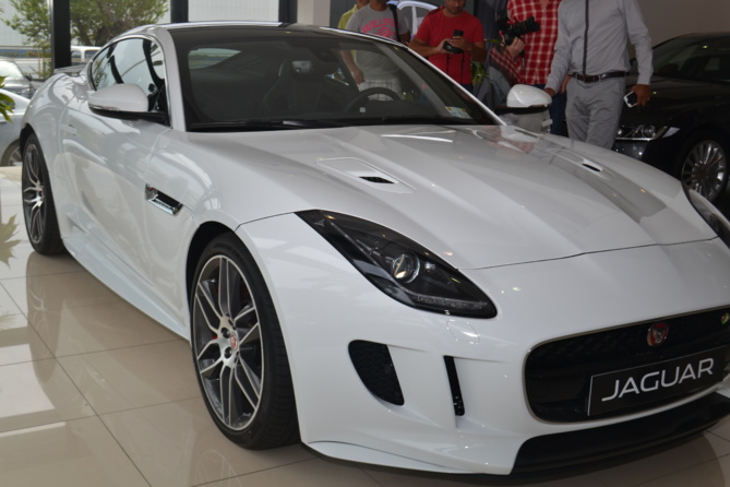 La F-TYpe de 550 chevaux La F-TYpe de 550 chevaux